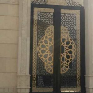 أبواب الحديد